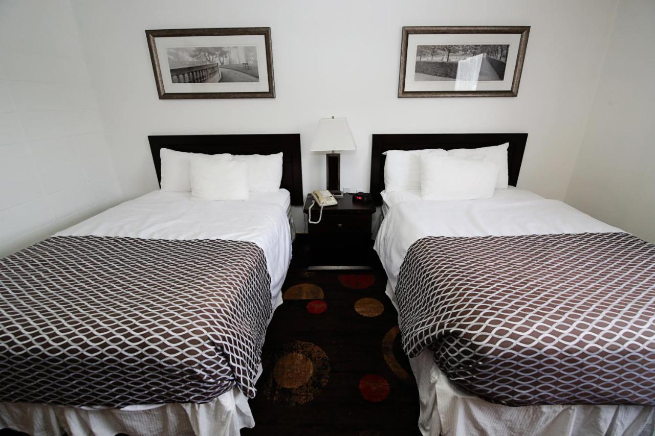 Stonebridge Hotel Fort Mcmurray Eksteriør billede