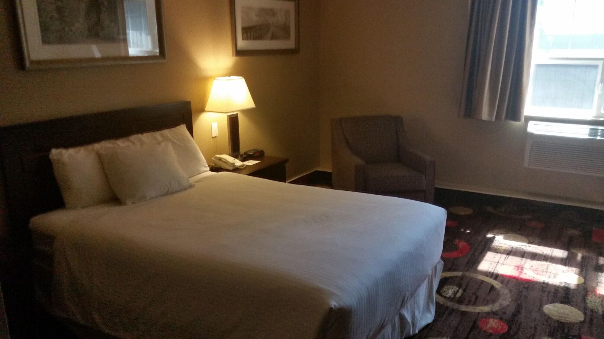 Stonebridge Hotel Fort Mcmurray Eksteriør billede