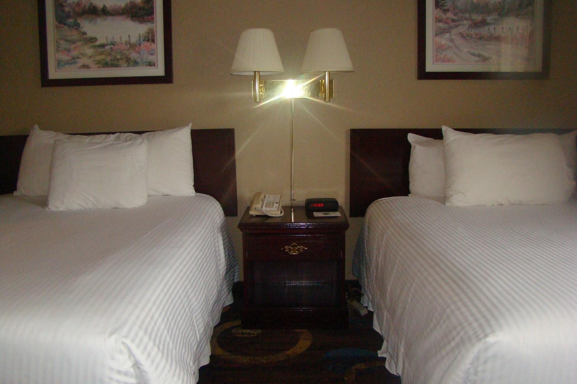Stonebridge Hotel Fort Mcmurray Eksteriør billede