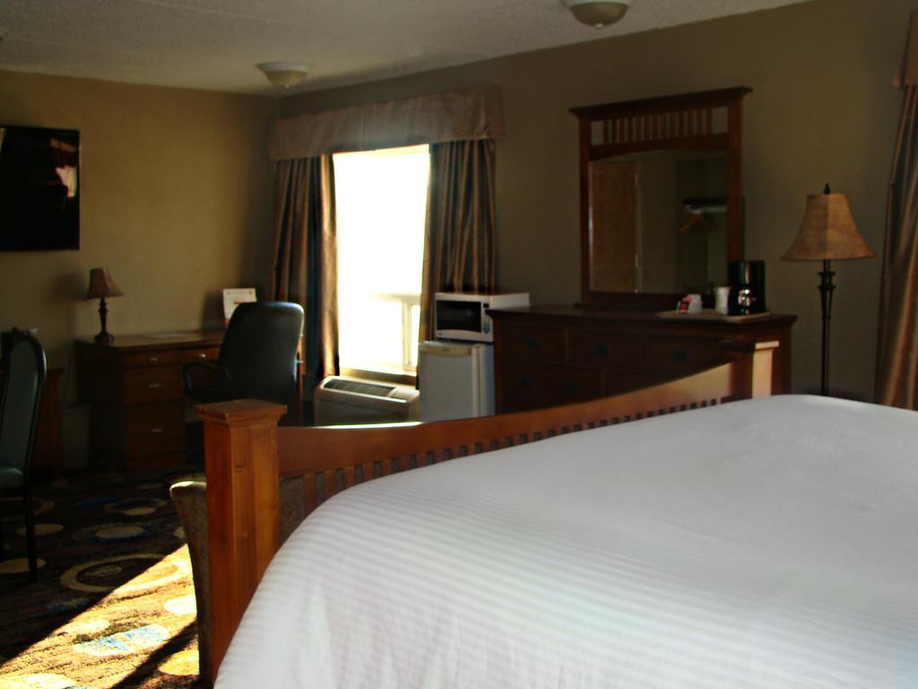 Stonebridge Hotel Fort Mcmurray Værelse billede