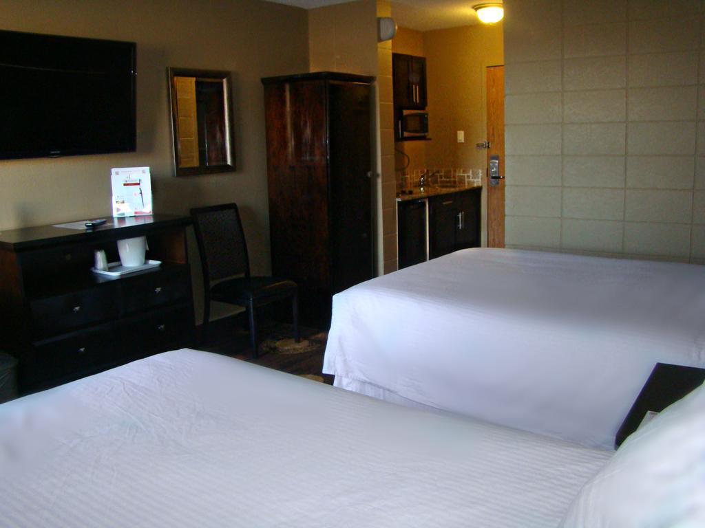 Stonebridge Hotel Fort Mcmurray Eksteriør billede